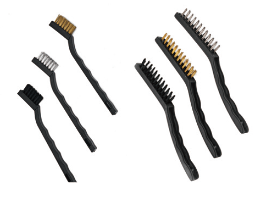 3-PC Brush With Plastic Handle